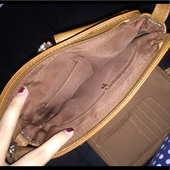 FOSSIL 😍AUTHENTIC FOSSIL PURSE 👛 - Picture 6 of 6